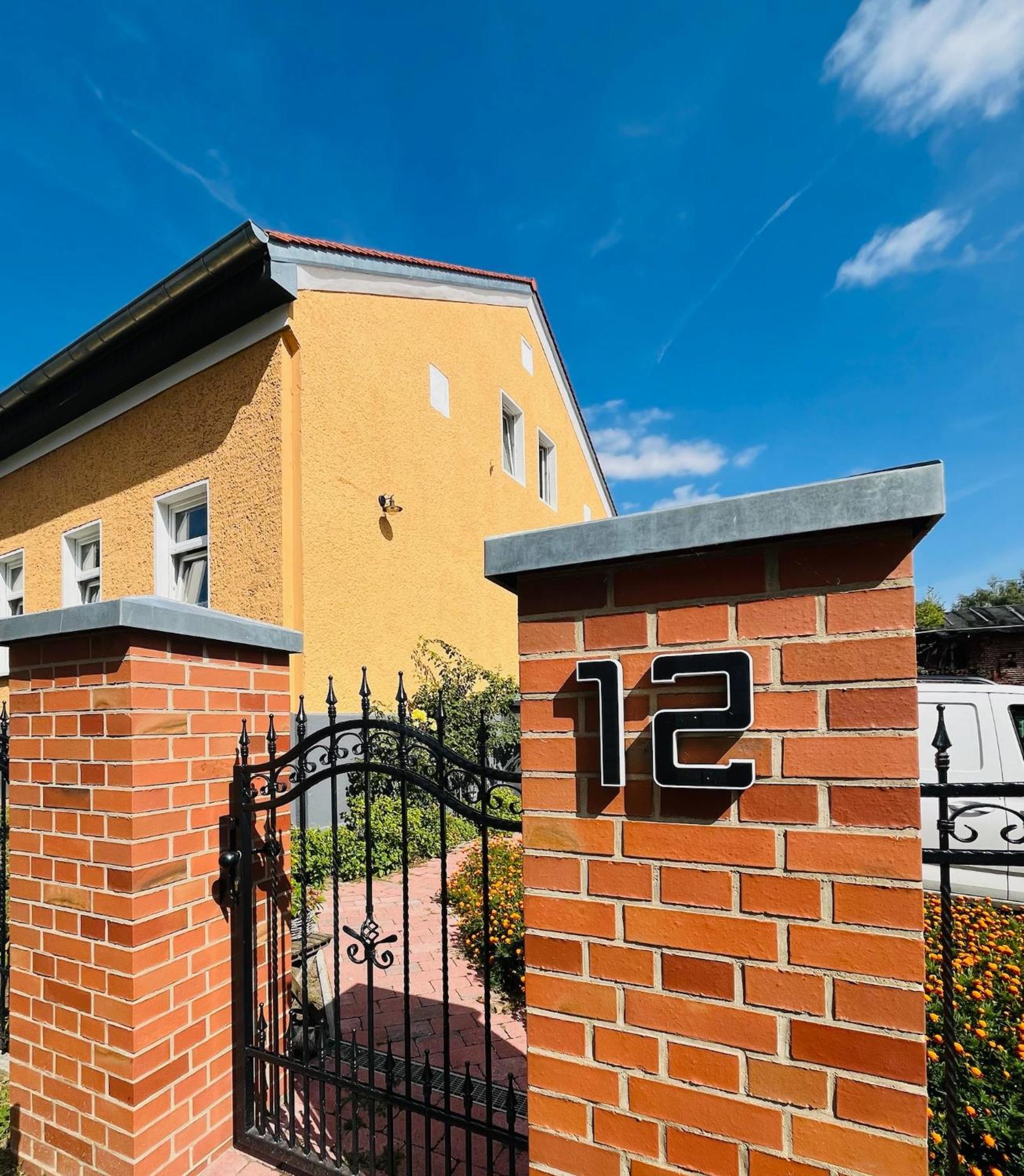 Gutshof Von Gemuenden Ferienwohnung 1 Бернау-бай-Берлін Екстер'єр фото